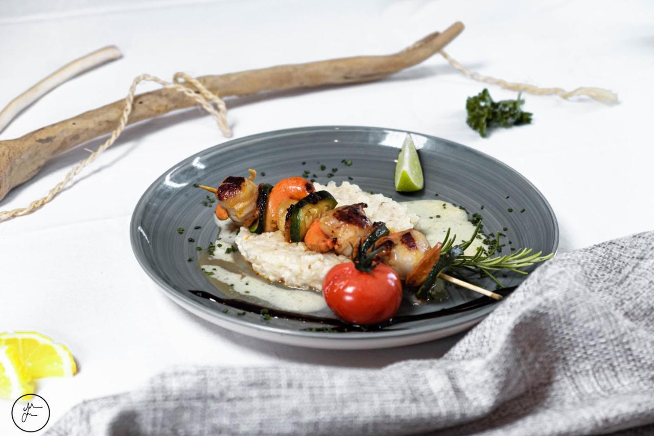 Bize-Minervois Logis Hotel Et Restaurant La Bastide Cabezac מראה חיצוני תמונה