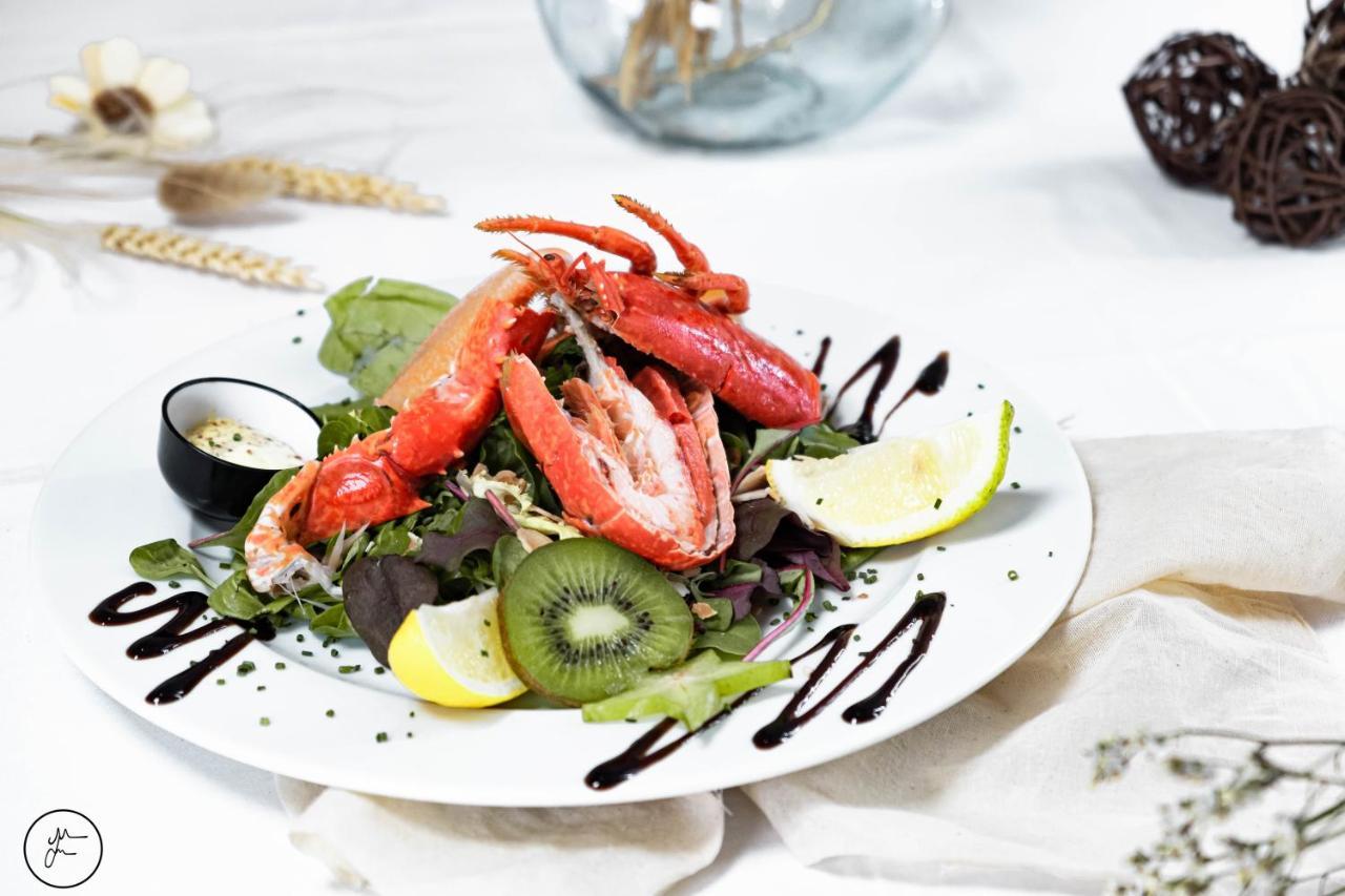 Bize-Minervois Logis Hotel Et Restaurant La Bastide Cabezac מראה חיצוני תמונה