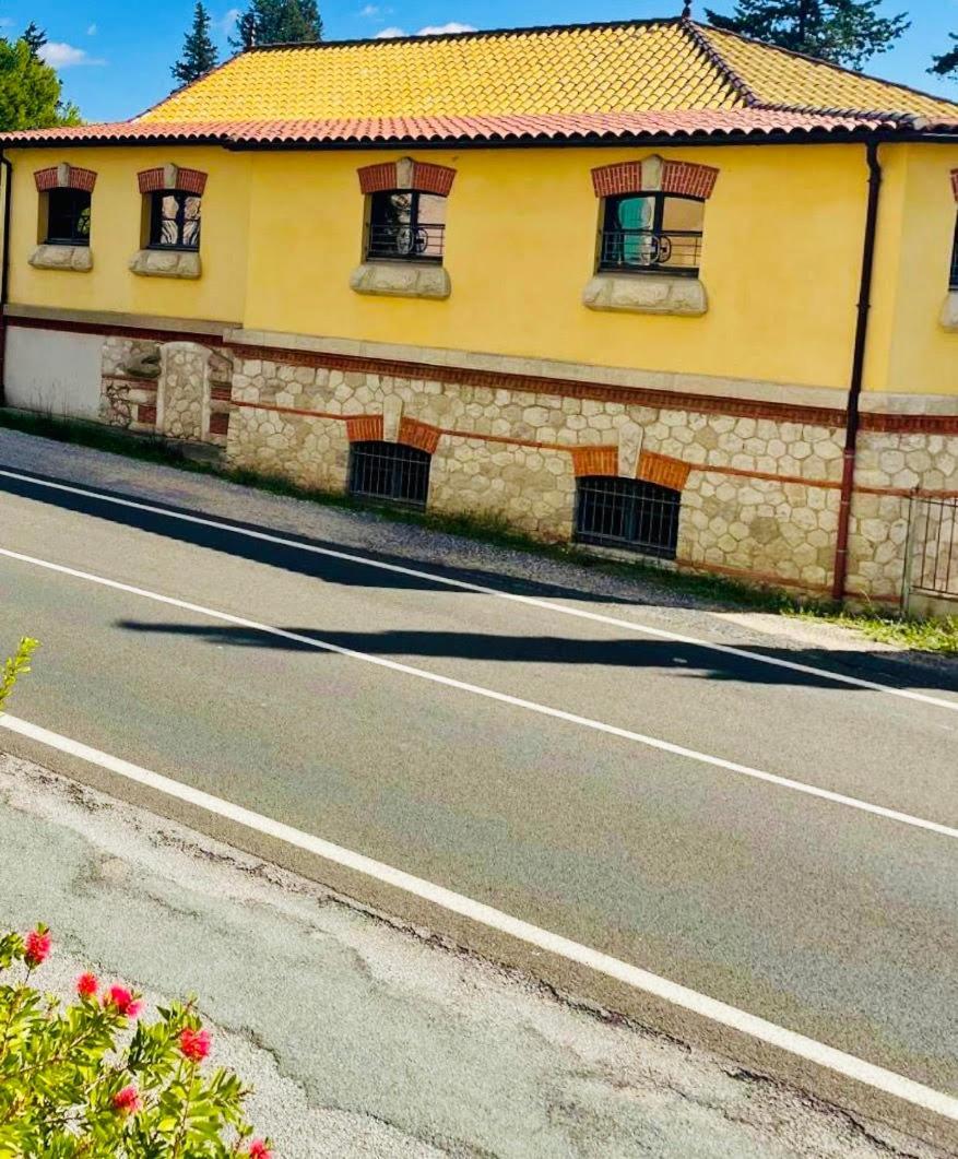 Bize-Minervois Logis Hotel Et Restaurant La Bastide Cabezac מראה חיצוני תמונה