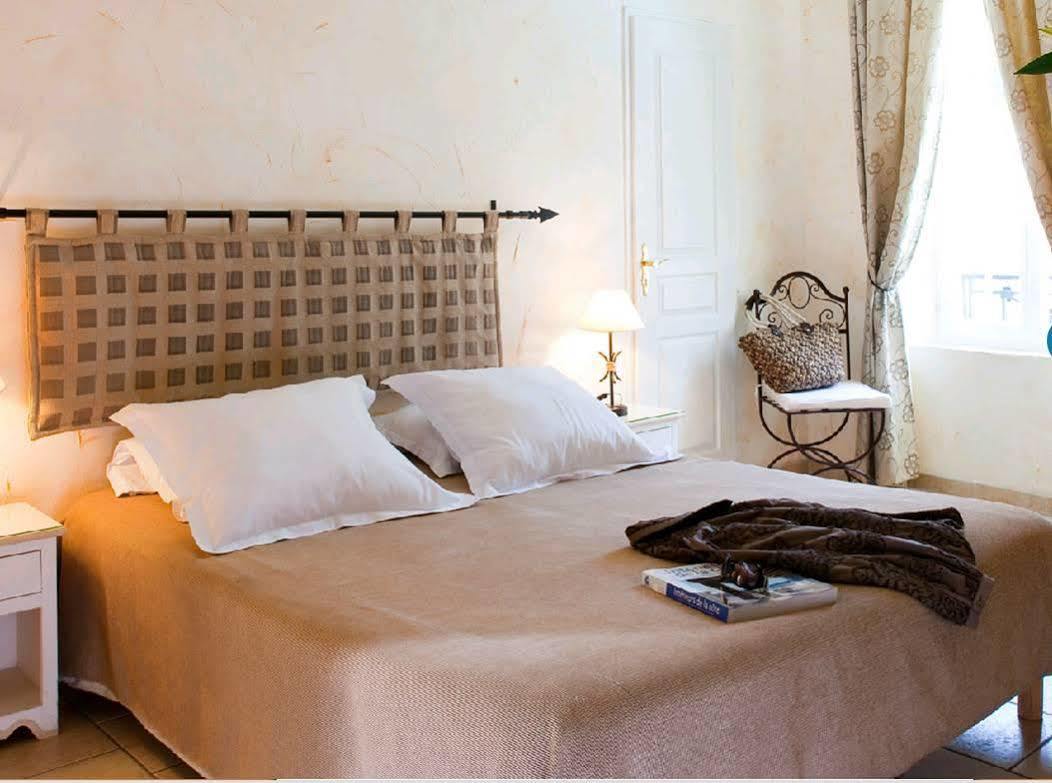 Bize-Minervois Logis Hotel Et Restaurant La Bastide Cabezac מראה חיצוני תמונה